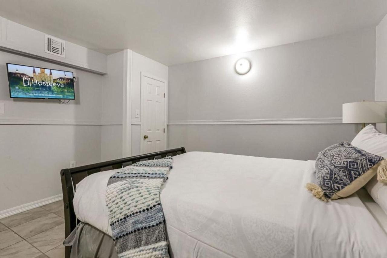Elegant 4Br Condo In Downtown Nova Orleães Exterior foto